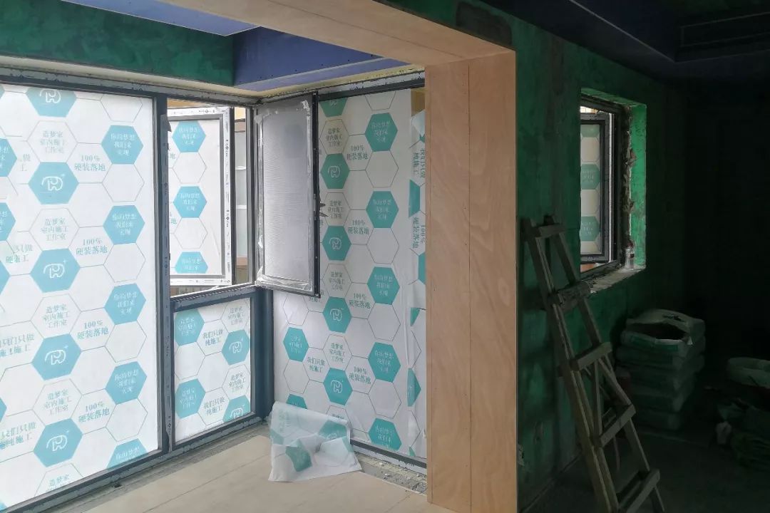 工地石膏气泡,石膏自流平施工起泡处理