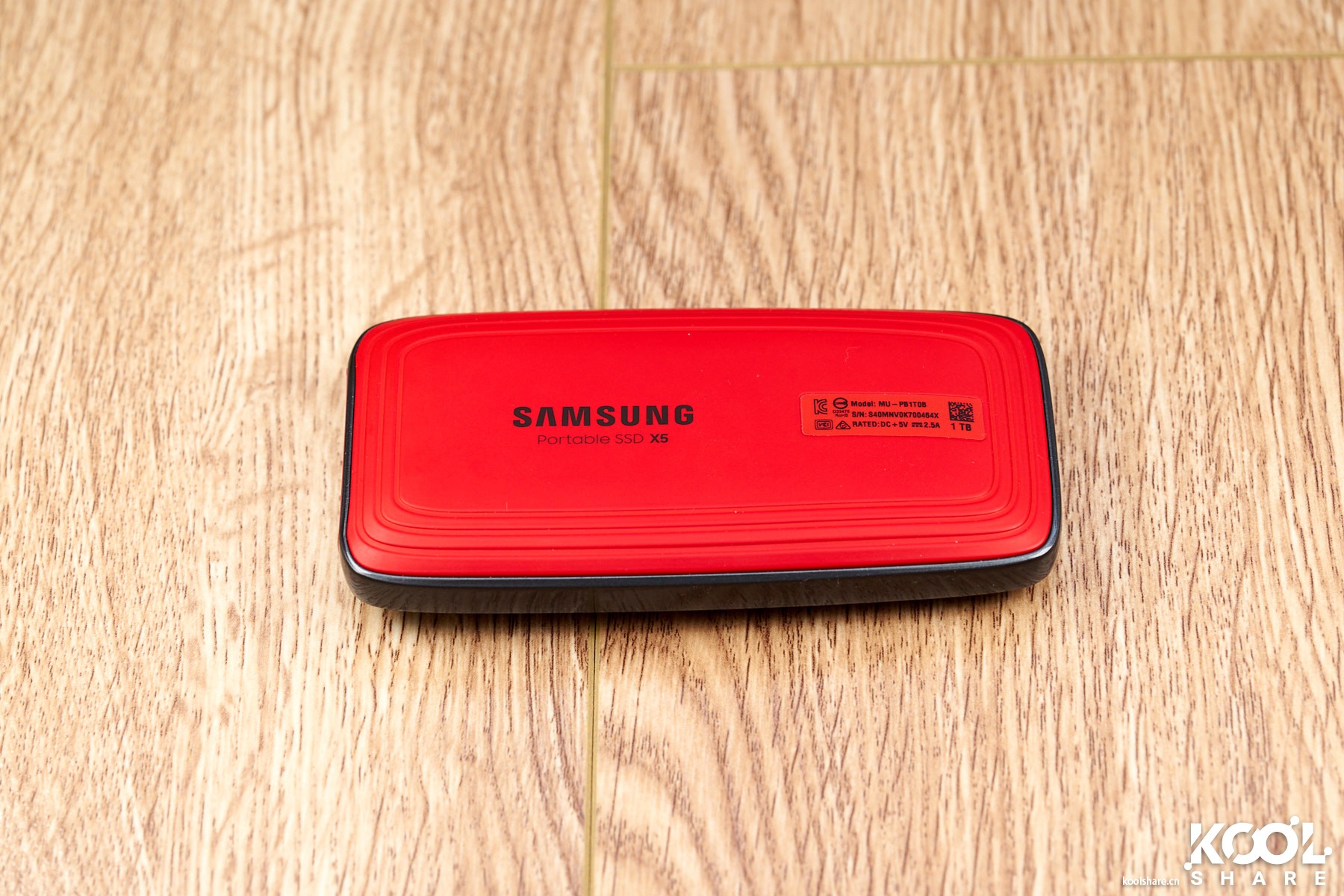 三星x5移动固态硬盘同级别的,samsungt5移动固态硬盘