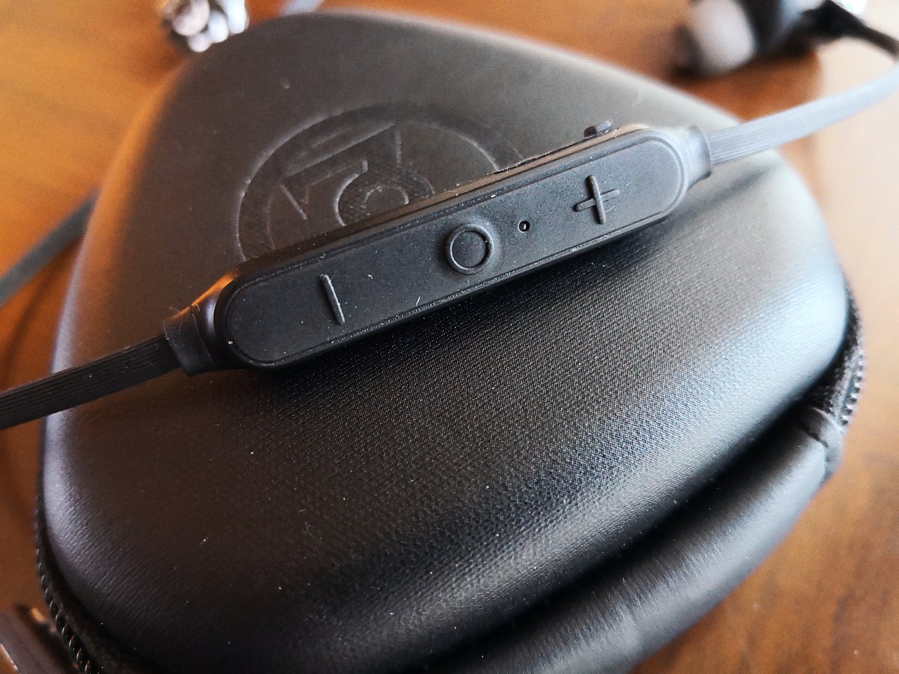 高性价比超酷的美国OontZBudZ3运动耳机