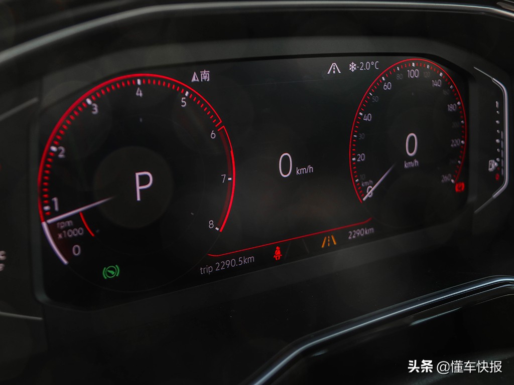 速腾豪华版和卓越的区别,速腾的豪华感