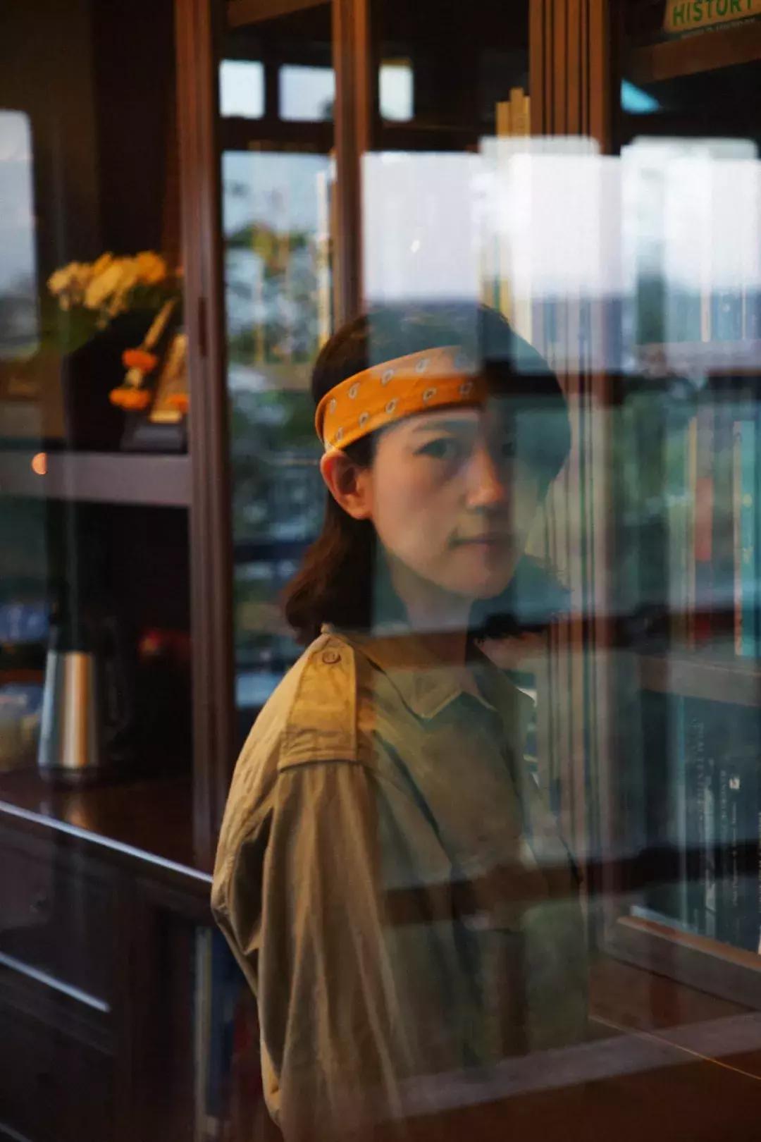 旅行中总会遇到形形色色的人,旅行中总是有两种人