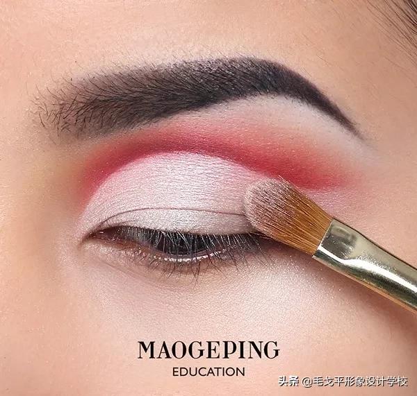 欧式深邃大眼妆怎么画,欧式双眼皮眼妆怎么画干净又高级