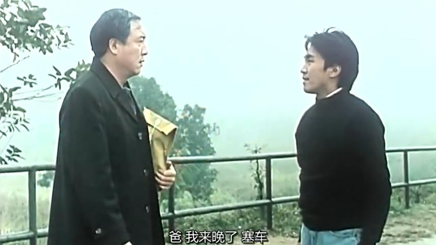 周星驰吴孟达的荧幕友情片段,吴孟达周星驰经典片段图片