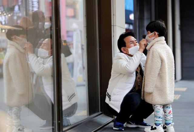 小孩上幼儿园不肯去老是哭怎么办,孩子上幼儿园哭的嗓子沙哑怎么办