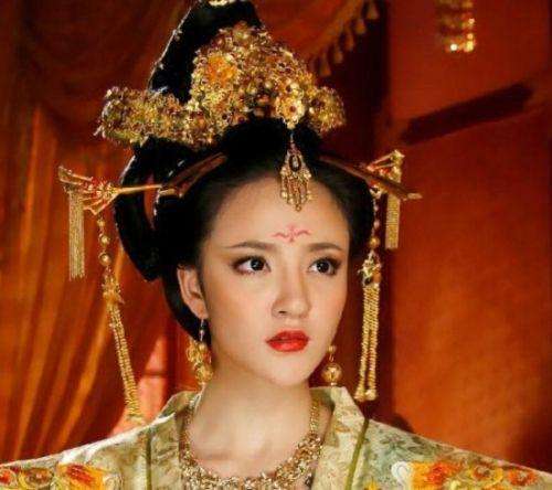 张檬金恩圣公开恋情首曝光,张檬金恩圣公开恋情后亮相