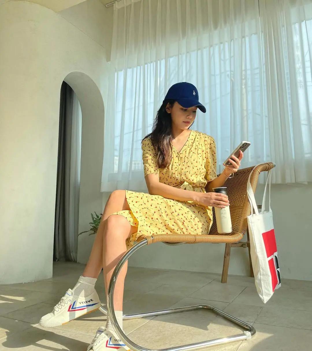 欧阳娜娜王牌对王牌第四季穿裙子,欧阳娜娜的时装周穿搭气质又高级