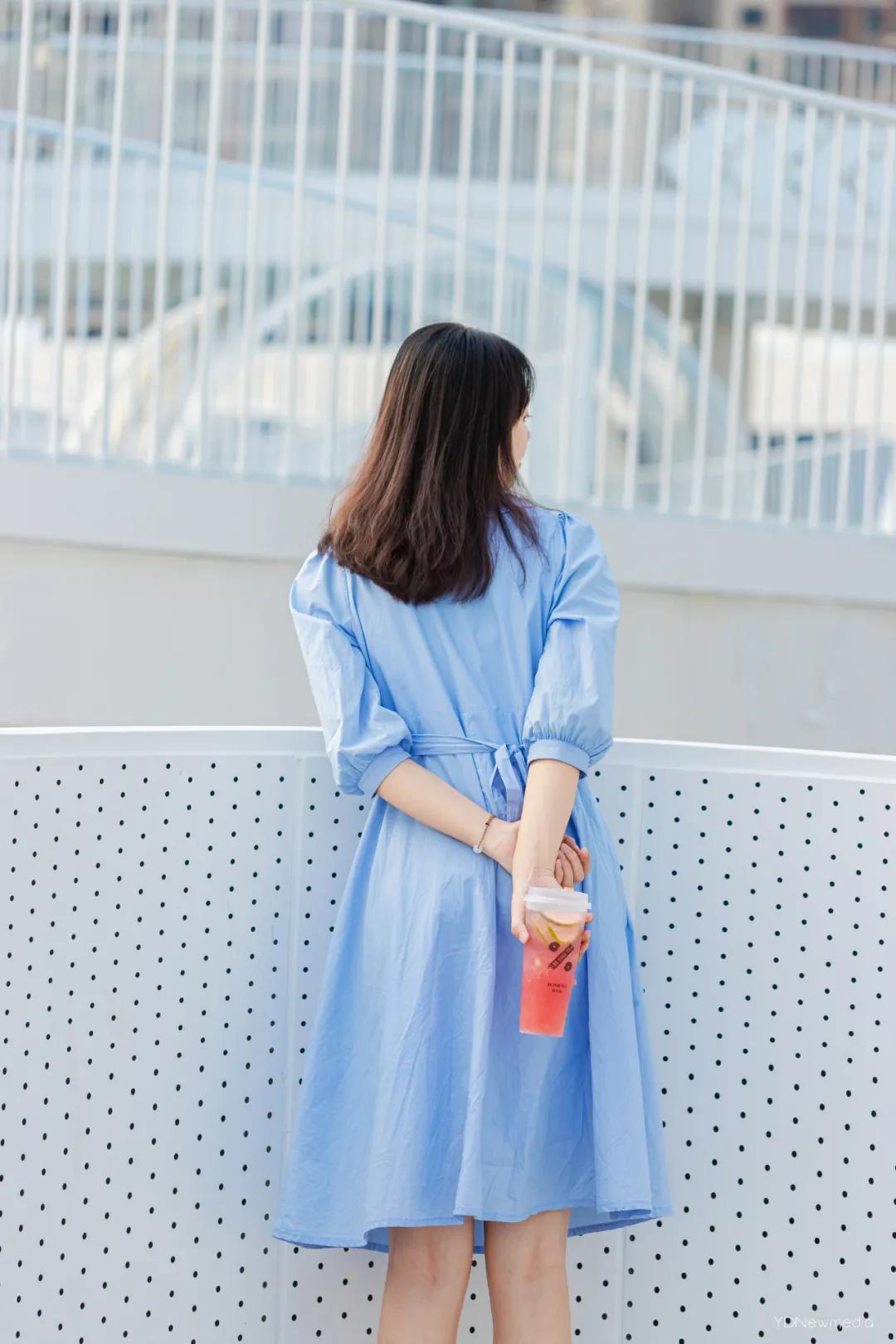 水果怼怼怼怼怼到爆汁，这家“超给力”的水果茶，6.3元限时喝