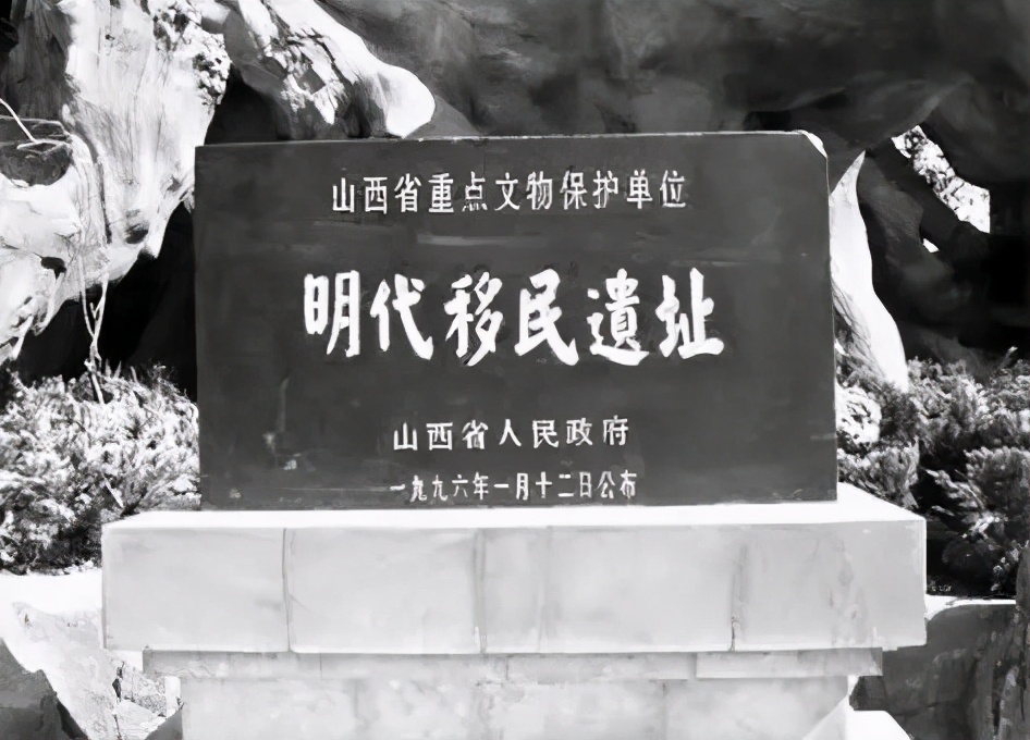 小脚趾甲两瓣一定是汉族人么,小脚趾甲一瓣的人是什么民族