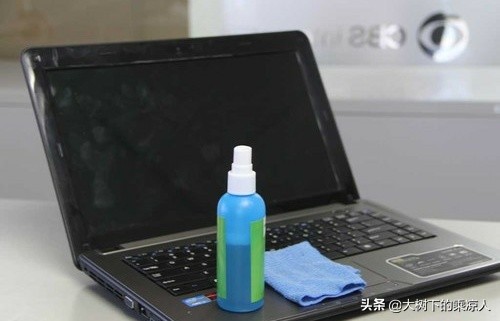 电脑显示屏脏了怎么清洁,笔记本电脑显示器清洁