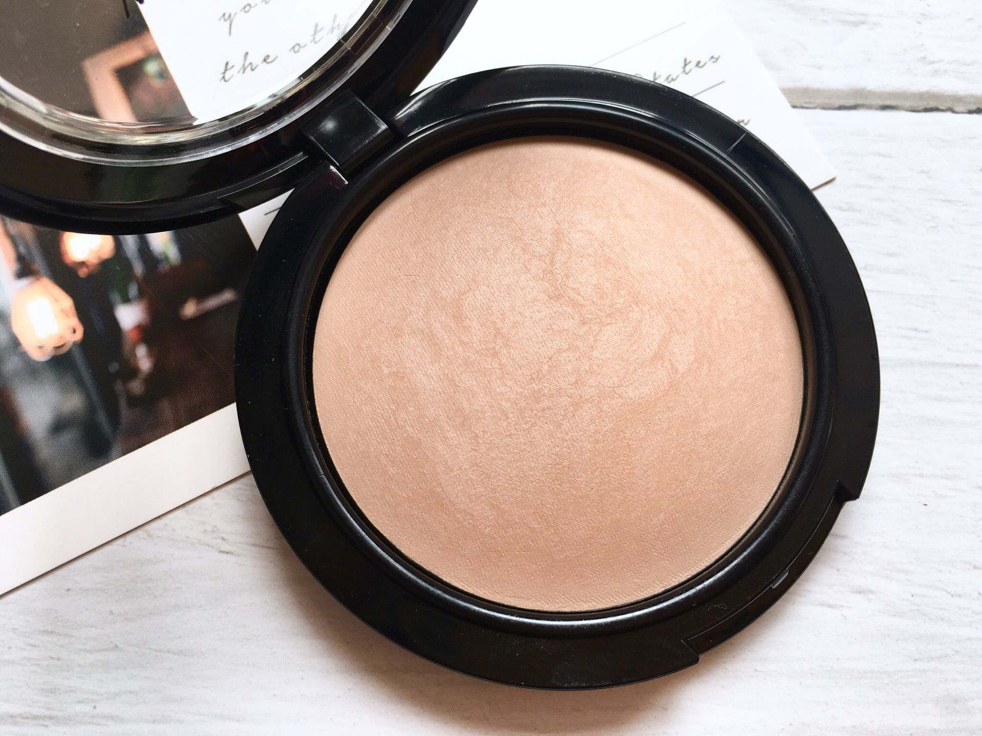 平价定妆粉推荐公认好用,平价好用定妆产品推荐