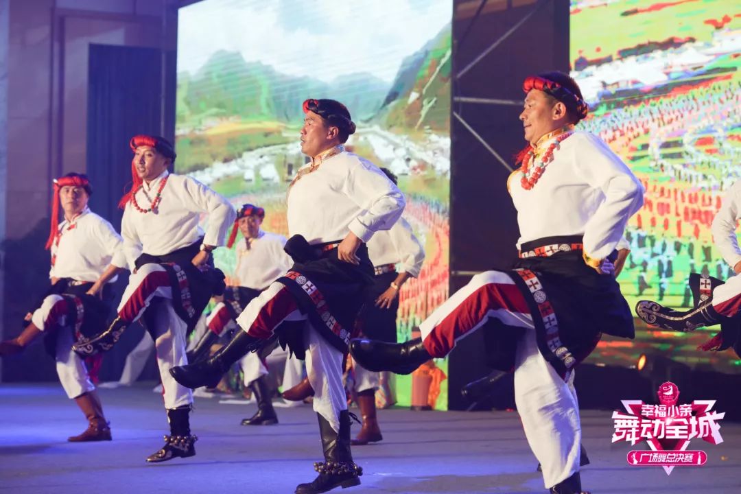 春晚广场舞比赛,大家一起来广场舞比赛第一名