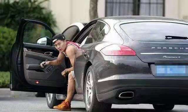 中国国足球星开什么车,国足球员最便宜的座驾