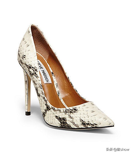 什么品牌高跟鞋好穿又不累脚,什么牌子的高跟鞋比较好穿