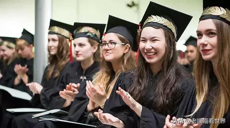 乔布斯大学里的学院好不好,乔布斯上的什么大学