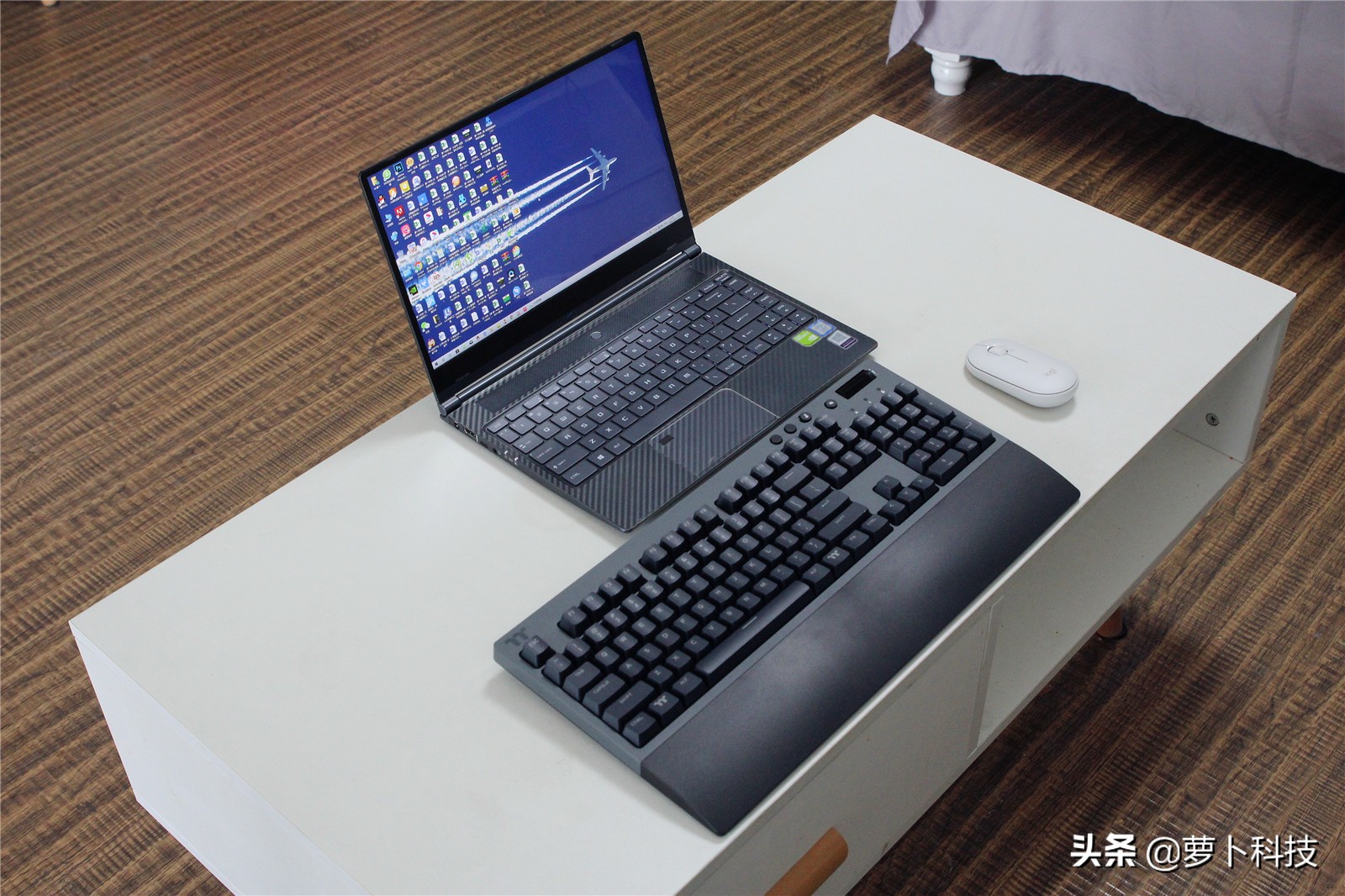 pc平板手机协同办公,平板适合的三模键盘