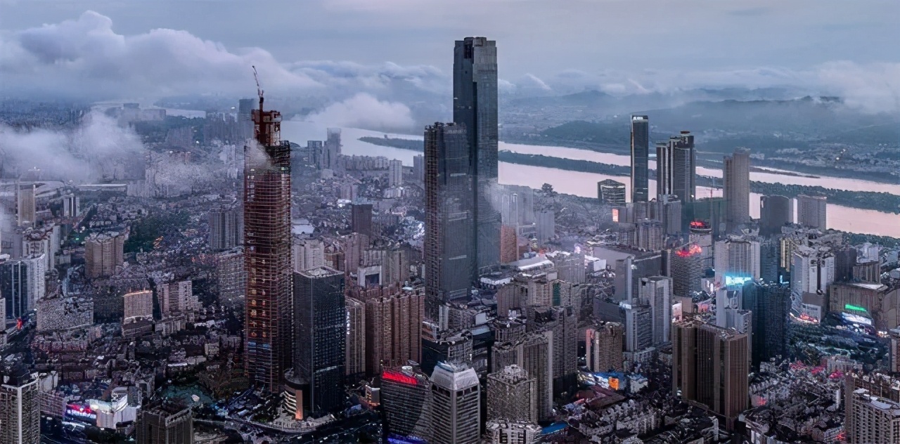 一线城市房租收入比例,中国各城市房租收入比排名