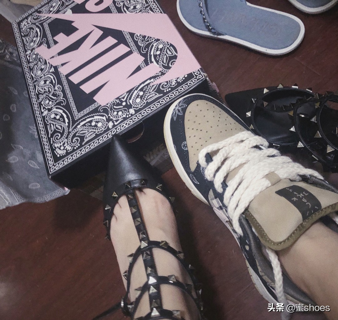 跟华伦天奴相同风格的高跟鞋,华伦天奴和ck高跟鞋