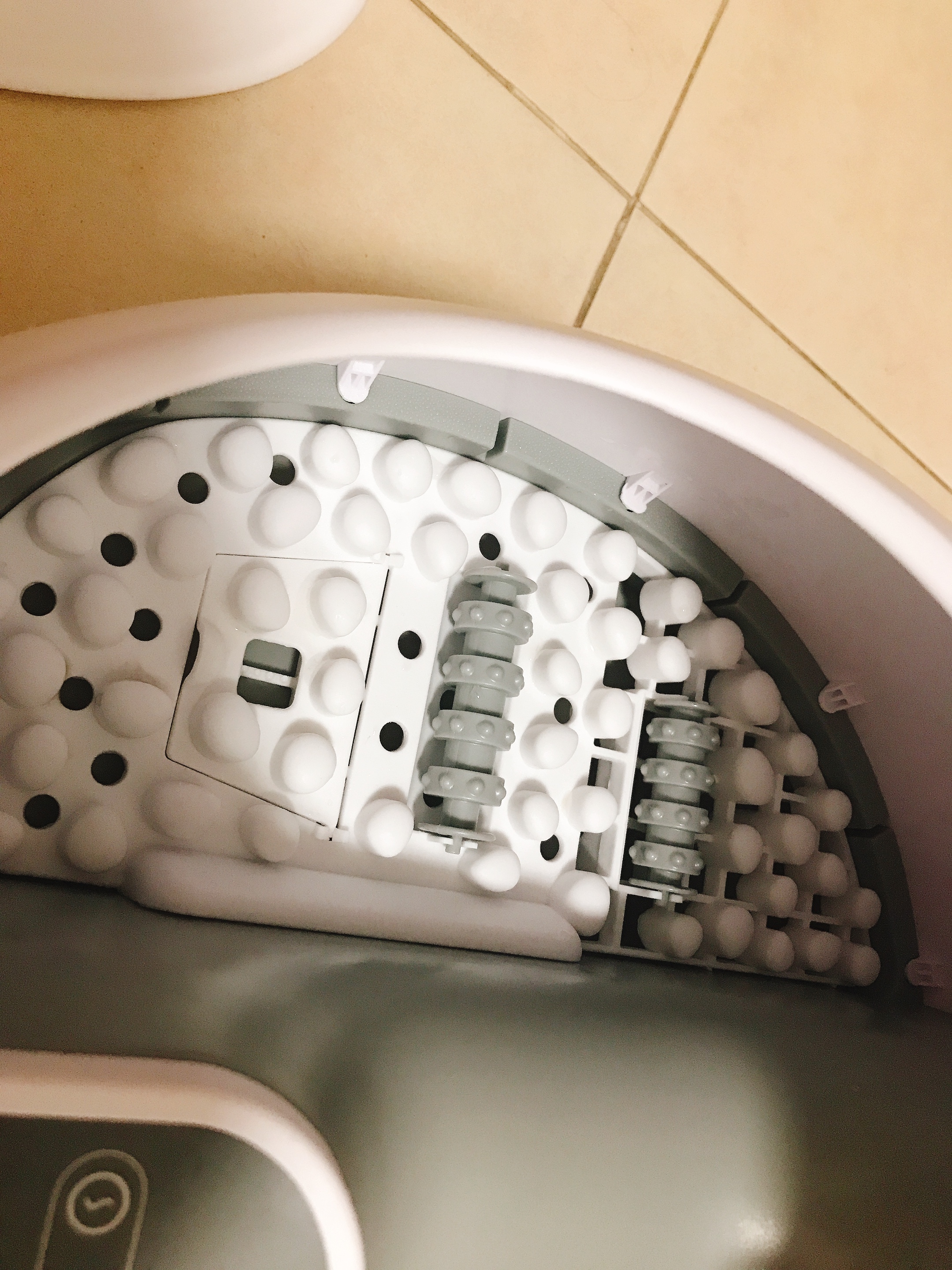 礼意久久足浴盆价格,礼意久久智能颈椎按摩仪如何使用