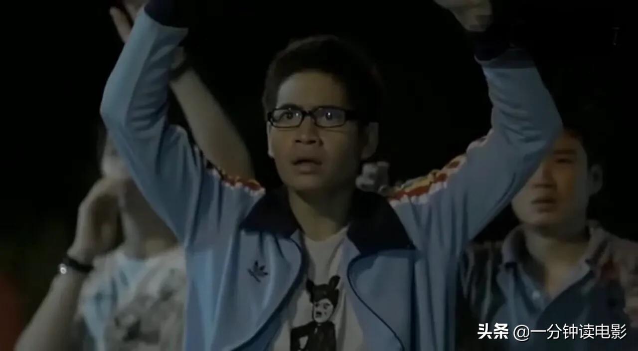 《鬼片场》拍摄现场闹鬼所有工作人员被吓跑只有美女演员不知情