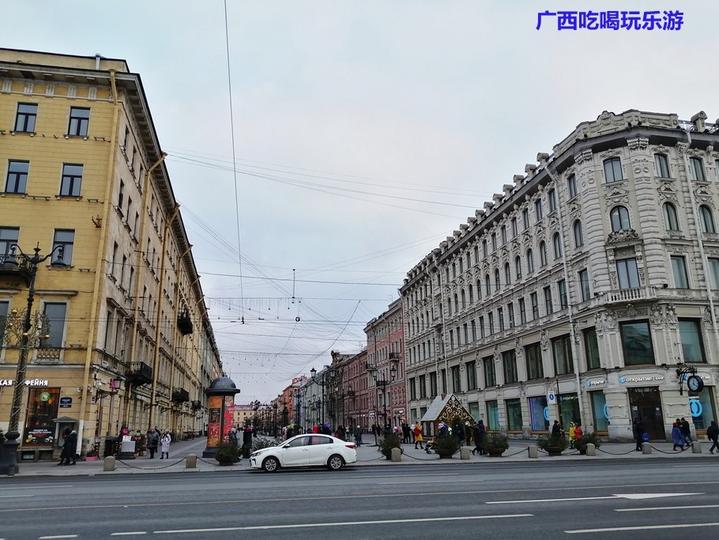 领略俄罗斯涅瓦河异域风情,俄罗斯圣彼得堡的涅瓦大街