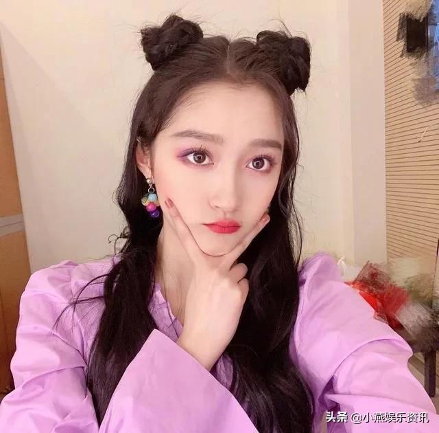 关晓彤同款发型丸子头,关晓彤扎麻花辫同款发型