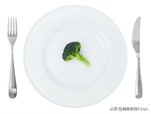 列举出10例现代饮食误区,营养学4个误区