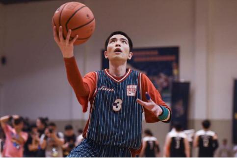 萧敬腾回应手指受伤完整版,萧敬腾受伤林有慧