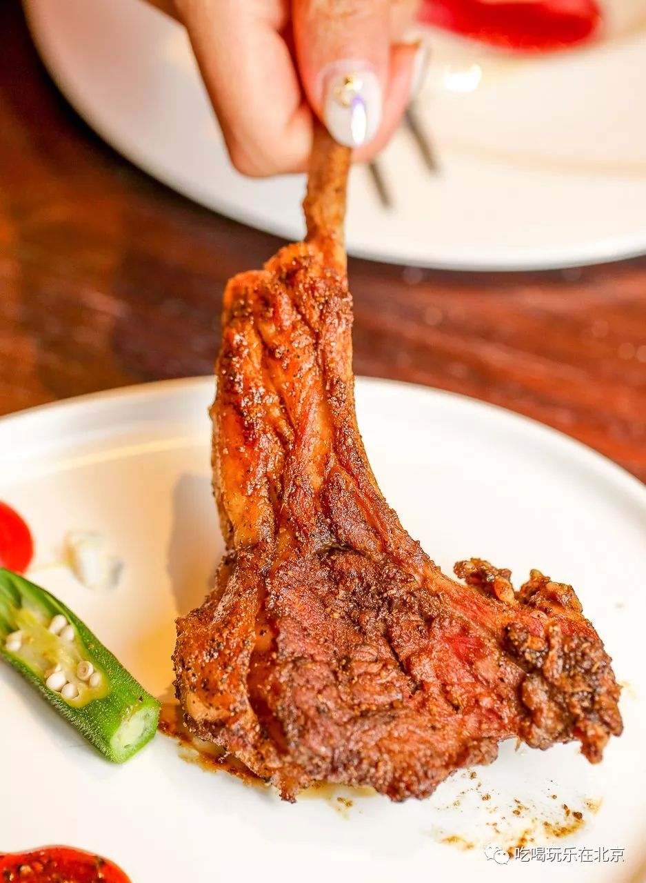 吃海鲜龙虾帝王蟹自助,海胆海鳌虾自助