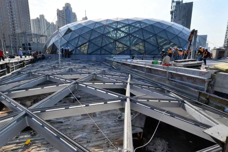 采光雨棚设计 (天幕雨棚如何设计节点很重要)