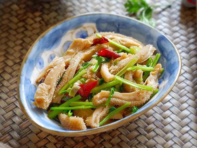 一整只牛肚麻辣鲜香,牛肚鲜香脆爽怎么做的