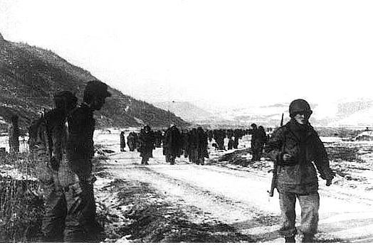 长津湖战役冰血下的猛虎,冰血长津湖战役美军照片