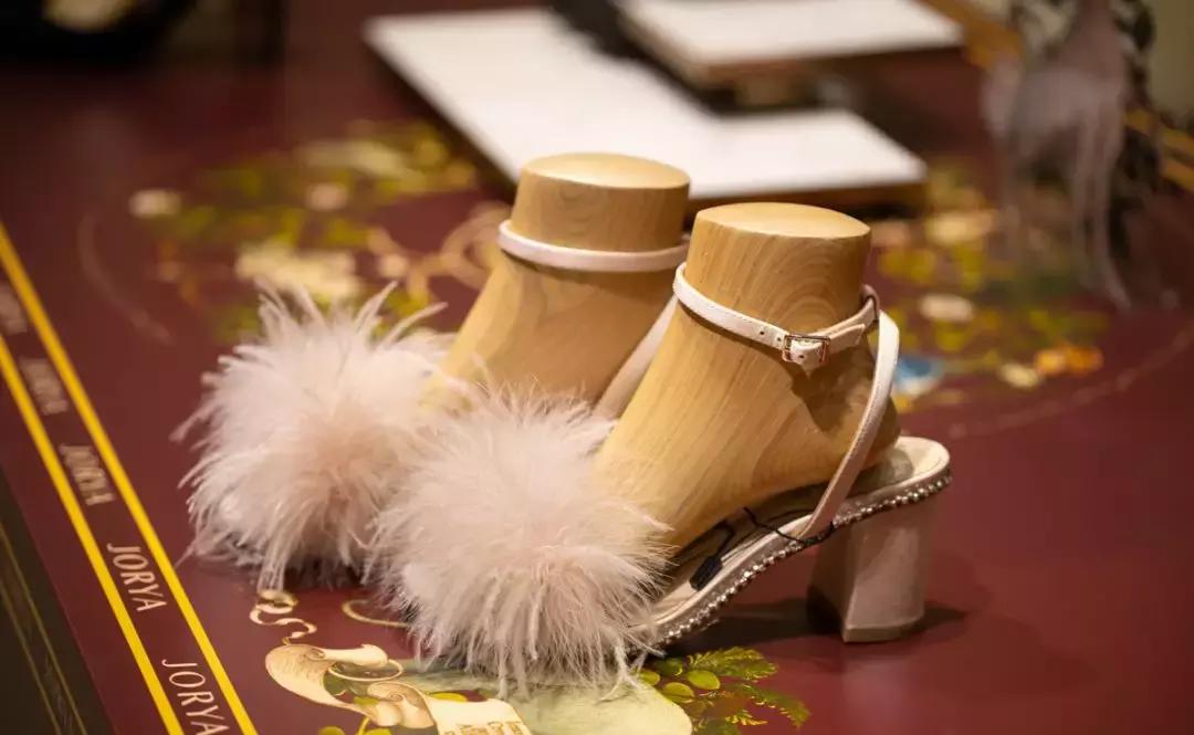 盛夏好物囤囤囤！成都这家高端百货，低至50%OFF！还有好礼相送