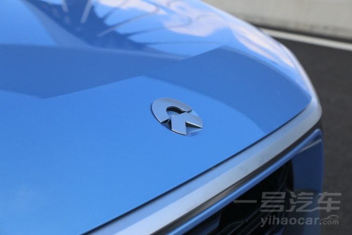 蔚来es8深度试驾预约,蔚来es8问界m9横评