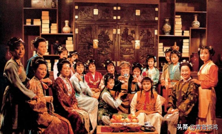 红楼梦中四大家族指的是哪四家,红楼梦四大家族关系表高清大图