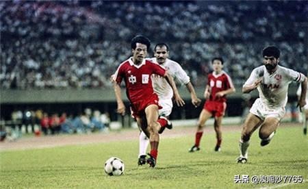 中国男子足球队怎么样,目前谁是中国最强的职业足球队