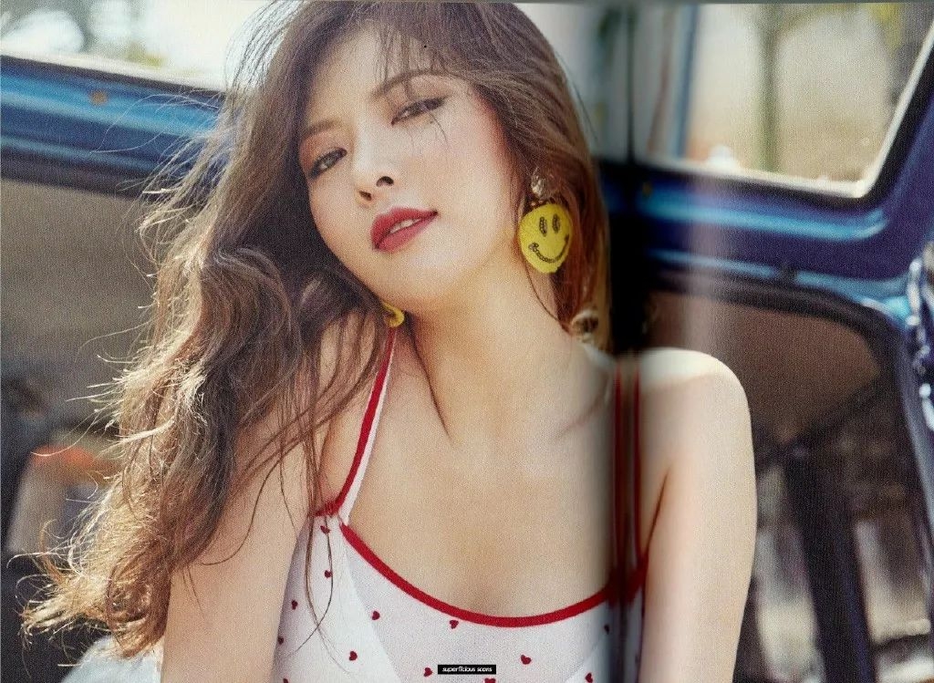 泫雅神级名场面,金泫雅在舞台上大秀恩爱