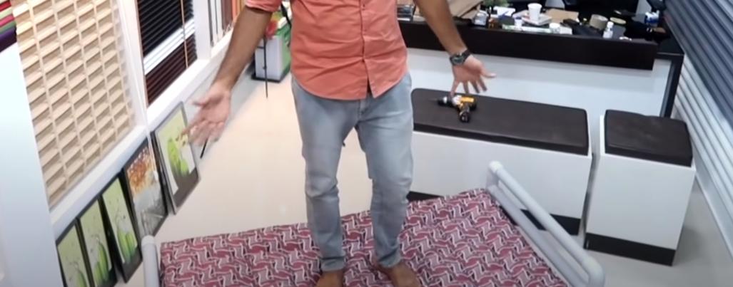 老外用PVC管做张单人床，承重200斤比成品床结实，真会省钱