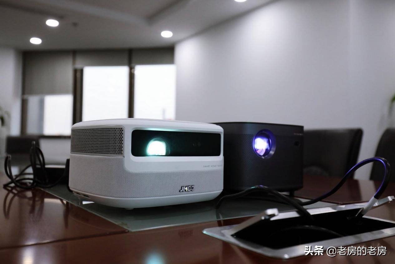 电视投影仪激光电视怎么选,选激光电视还是投影仪
