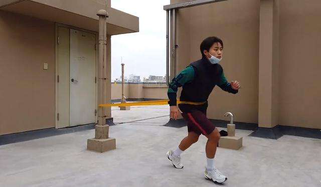 王霜归队中国女足迎来完整阵容,中国女足国脚王霜首发出战