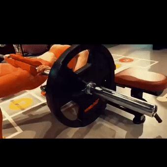 吕先生健身创始人吕雪菲：“生活以痛吻我，我要报之以美。”