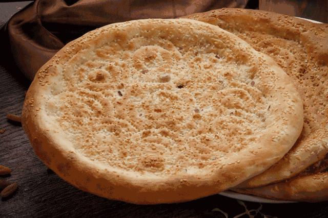 乌鲁木齐哪里的馕好吃,乌鲁木齐馕哪里正宗好吃