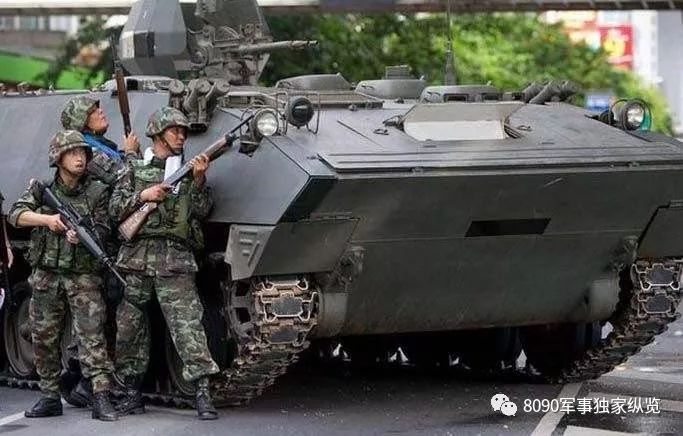 打一场防守反击仗中美联合研制的NFV-1步战车简直是战场“神器”