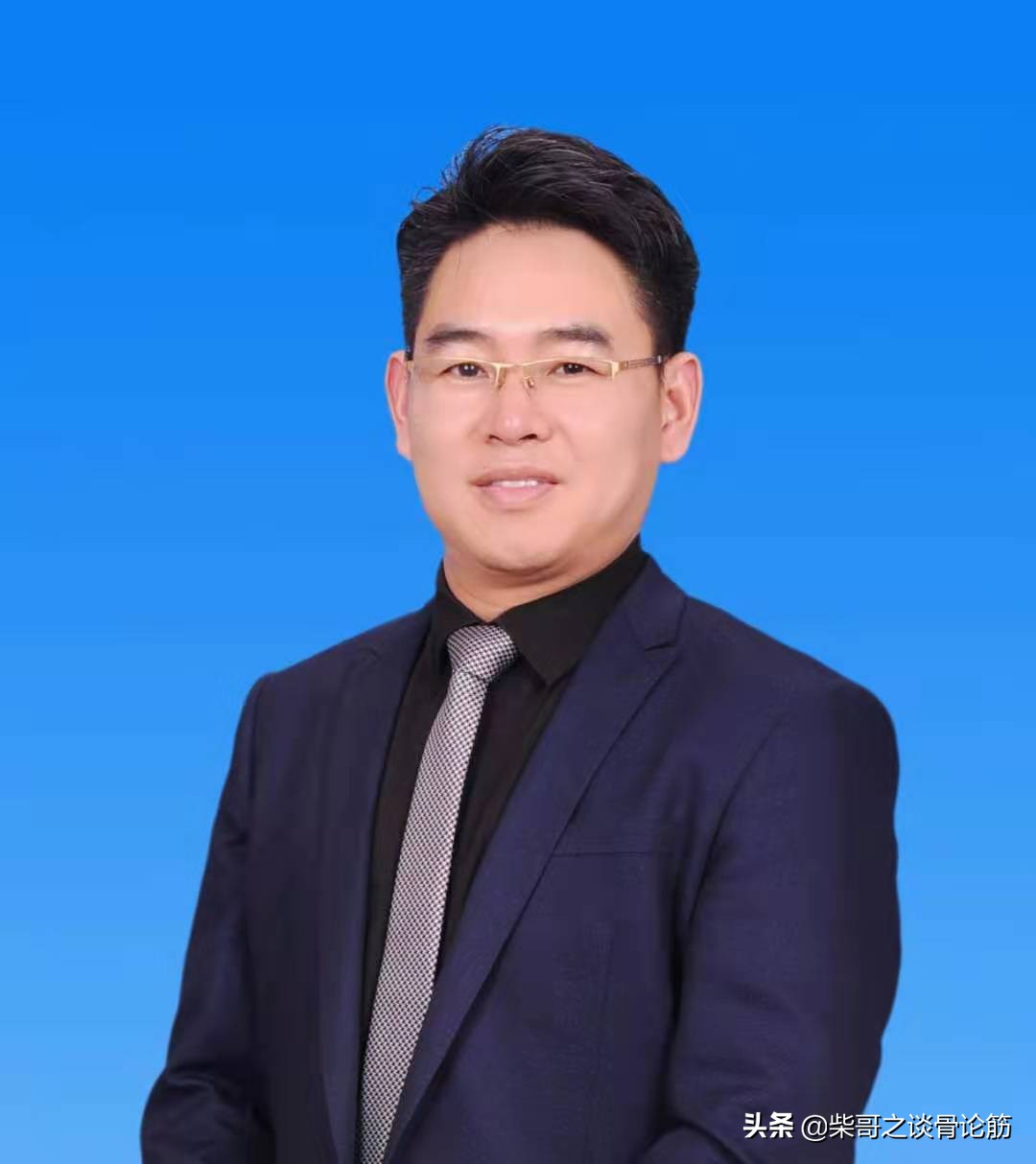 腰疼引起的坐骨神经痛该怎么办,坐骨神经痛导致腿疼腰疼怎么治疗