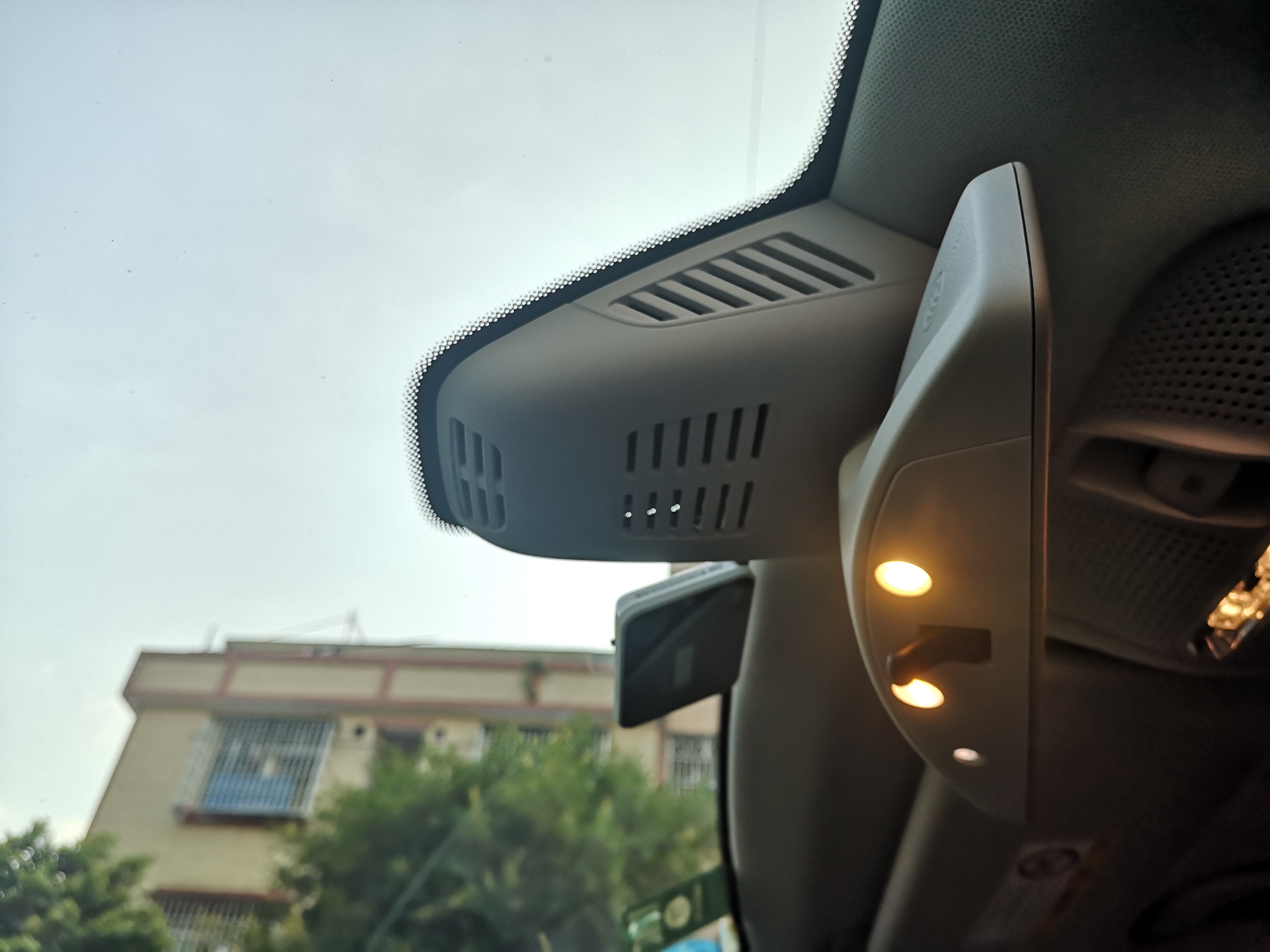 我的立标大C无损安装智看专用隐藏式记录仪过程分享