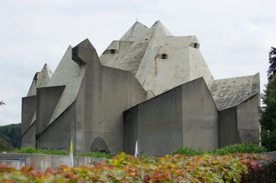 Church丨粗野的力量与信仰