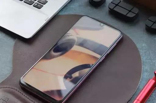 手机需要电量用完再充电吗,手机是用完电还是没有用完就充电