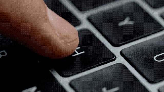 macbookpro16寸m1max,macbookpro买14寸还是16寸