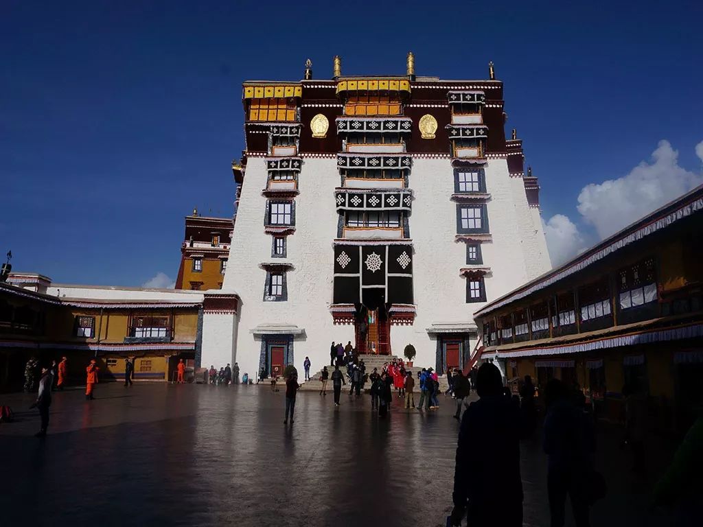 布达拉宫最接近天空的宫殿,布达拉宫十大最壮观的宫殿