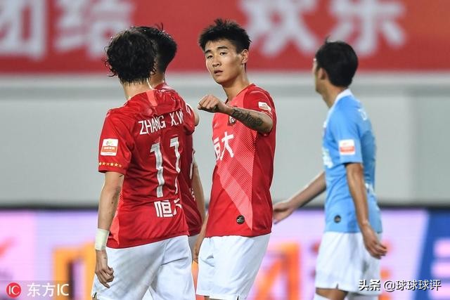 中超垫底队0-3惨败申花领跑保级组,中超第11轮战报