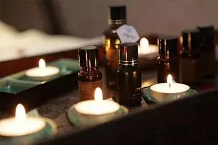 香薰精油能调节人体内分泌、缓解压力，但这3类人要慎用